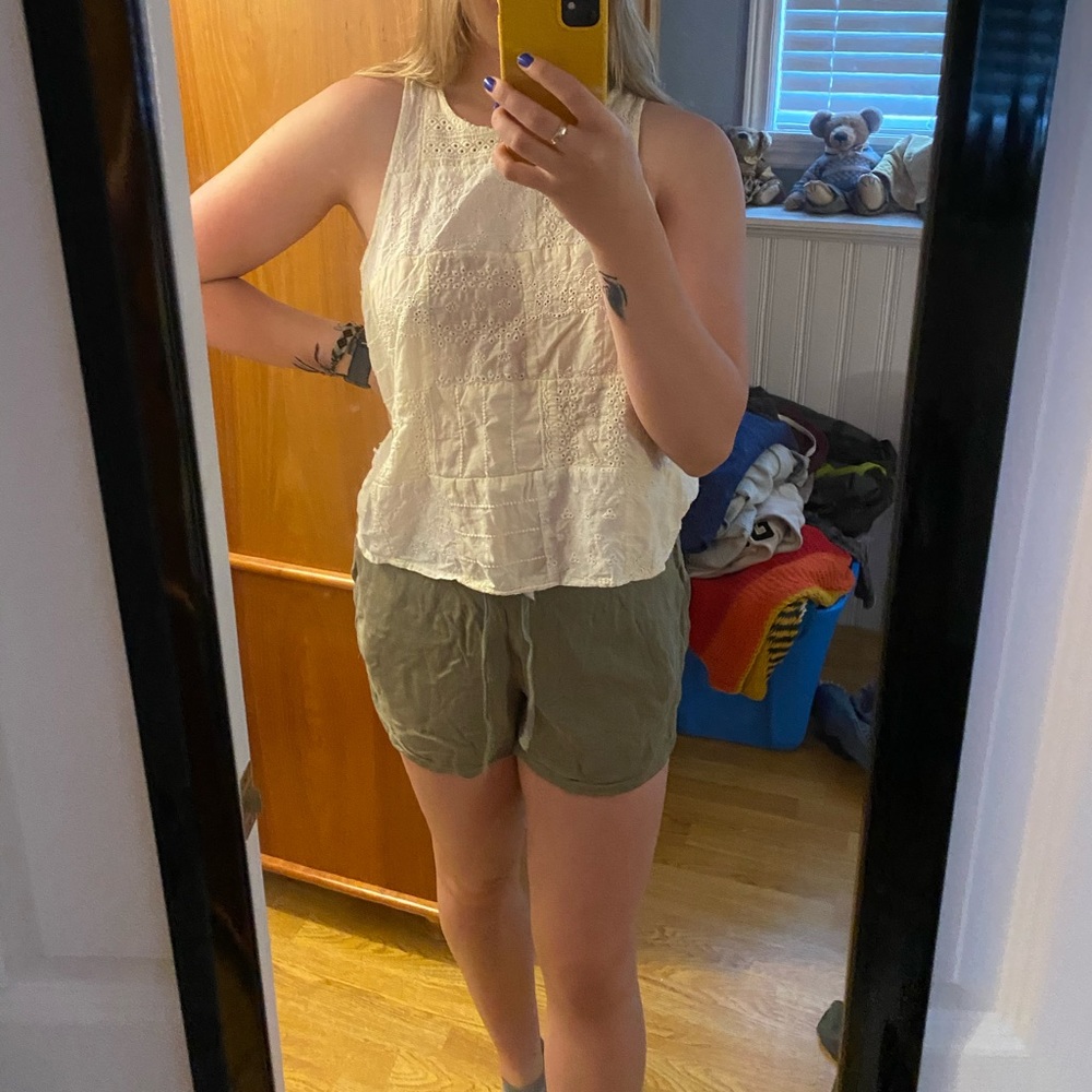 ARITZIA SHORTS